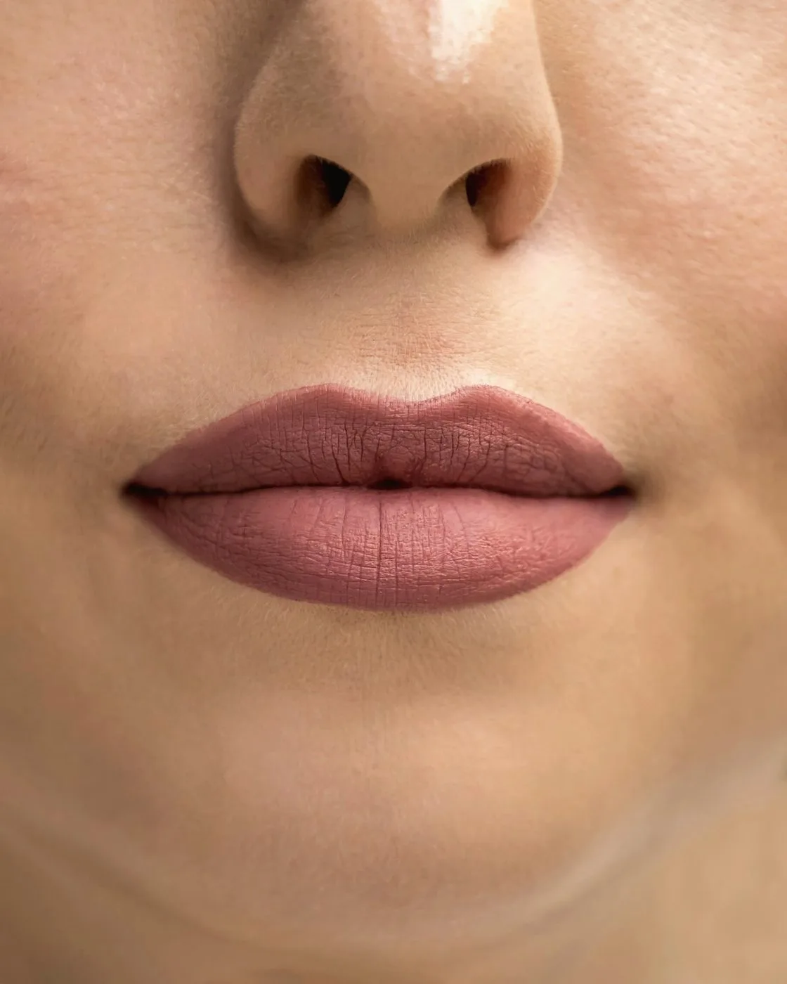 Lips and proportion detail